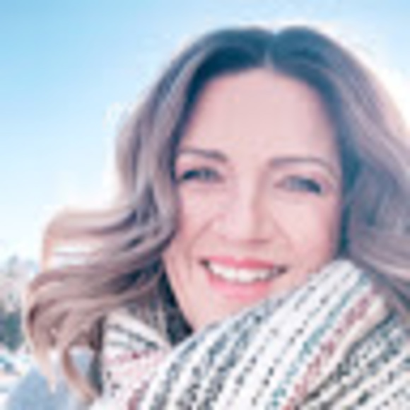 Meet your Posher, Cindy - Picture 1 of 1